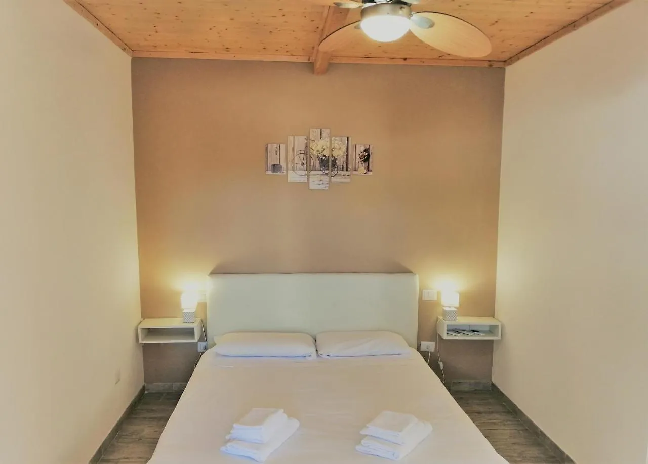 *** Bed & Breakfast Albachiara Guest House Fiumicino Italia